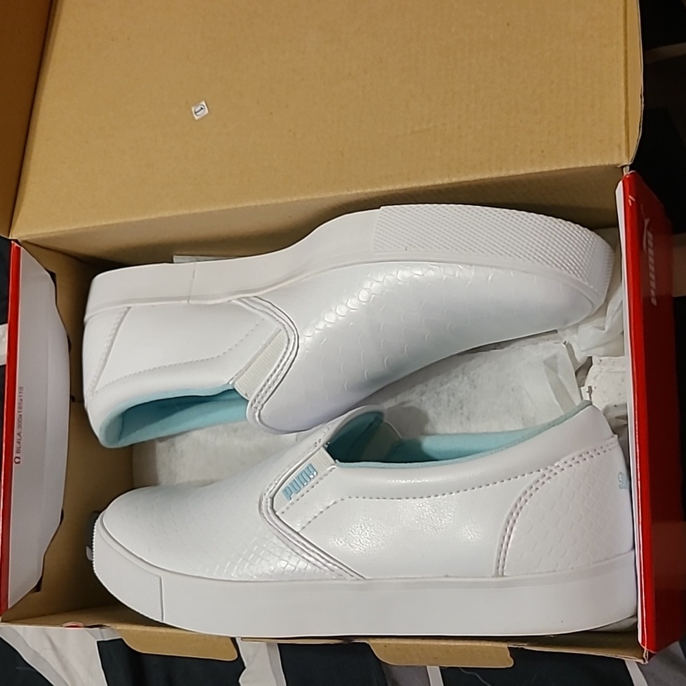Puma Golf shoes   NWOT